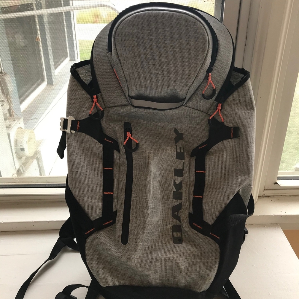 Used Oakley Voyager